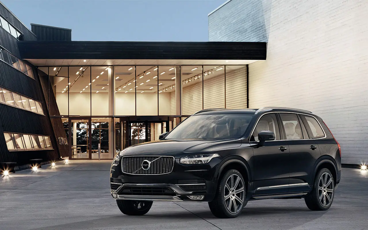 VOLVO XC90