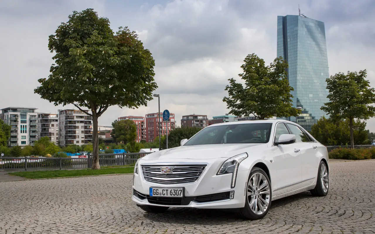CADILLAC CT6