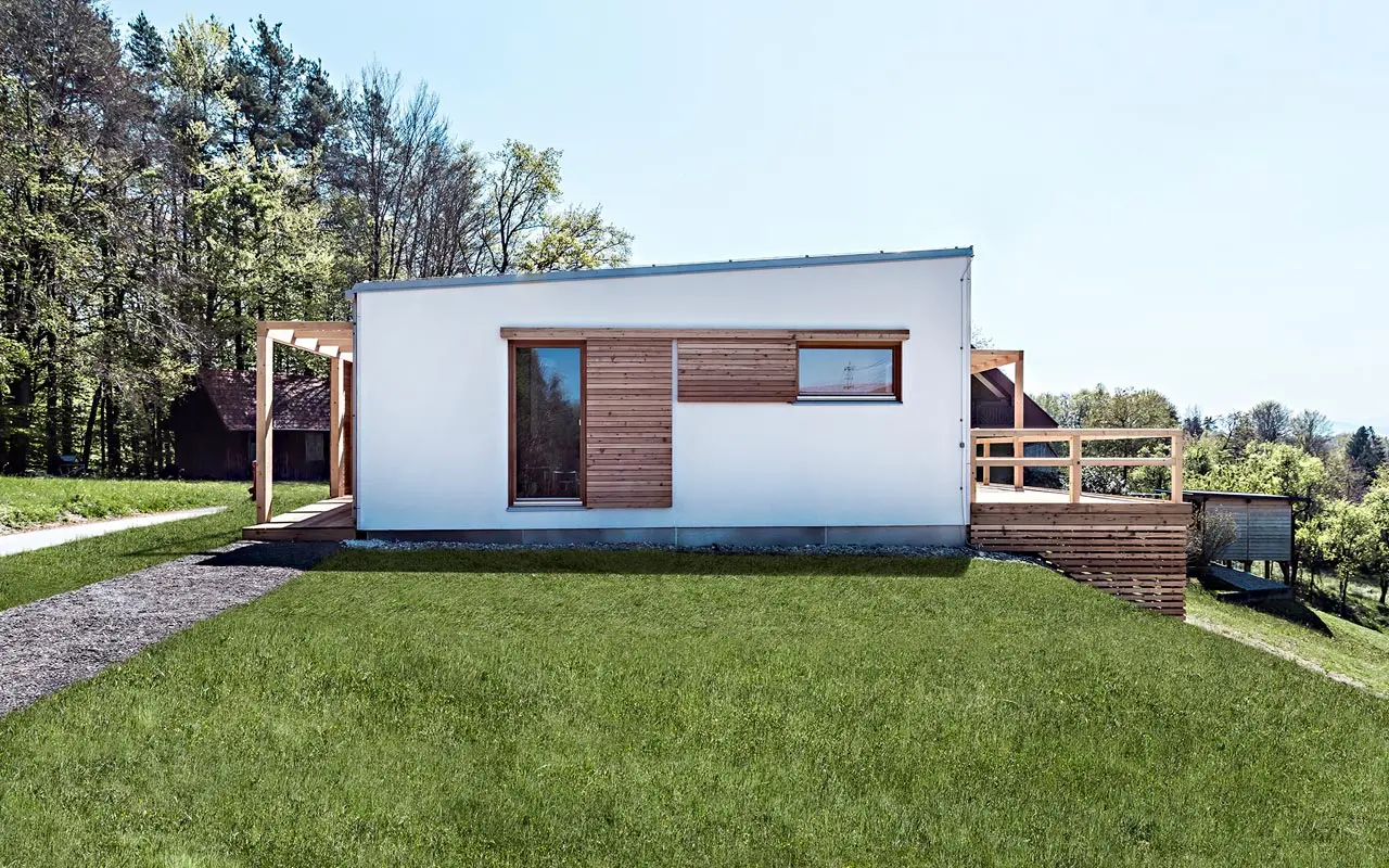 COMMOD HOUSE