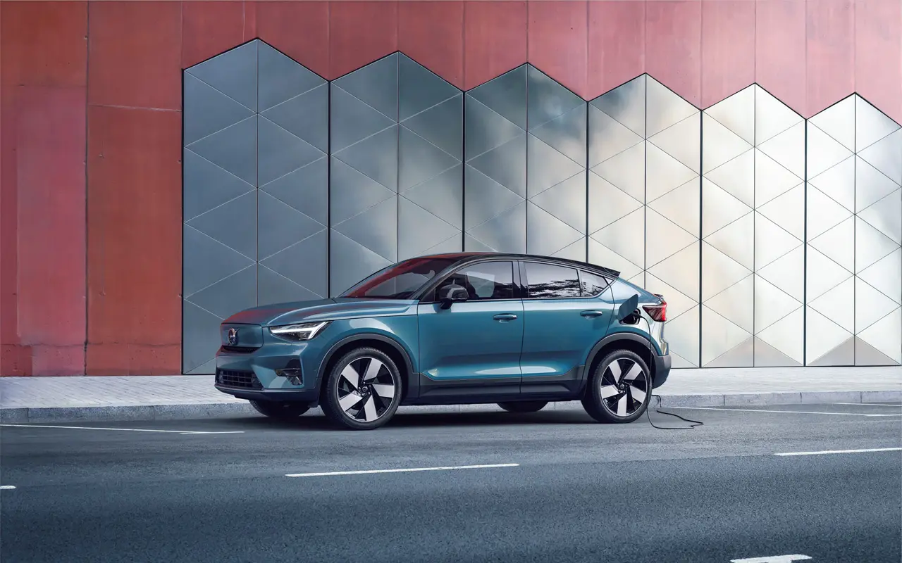 VOLVO C40 Recharge Pure Electric