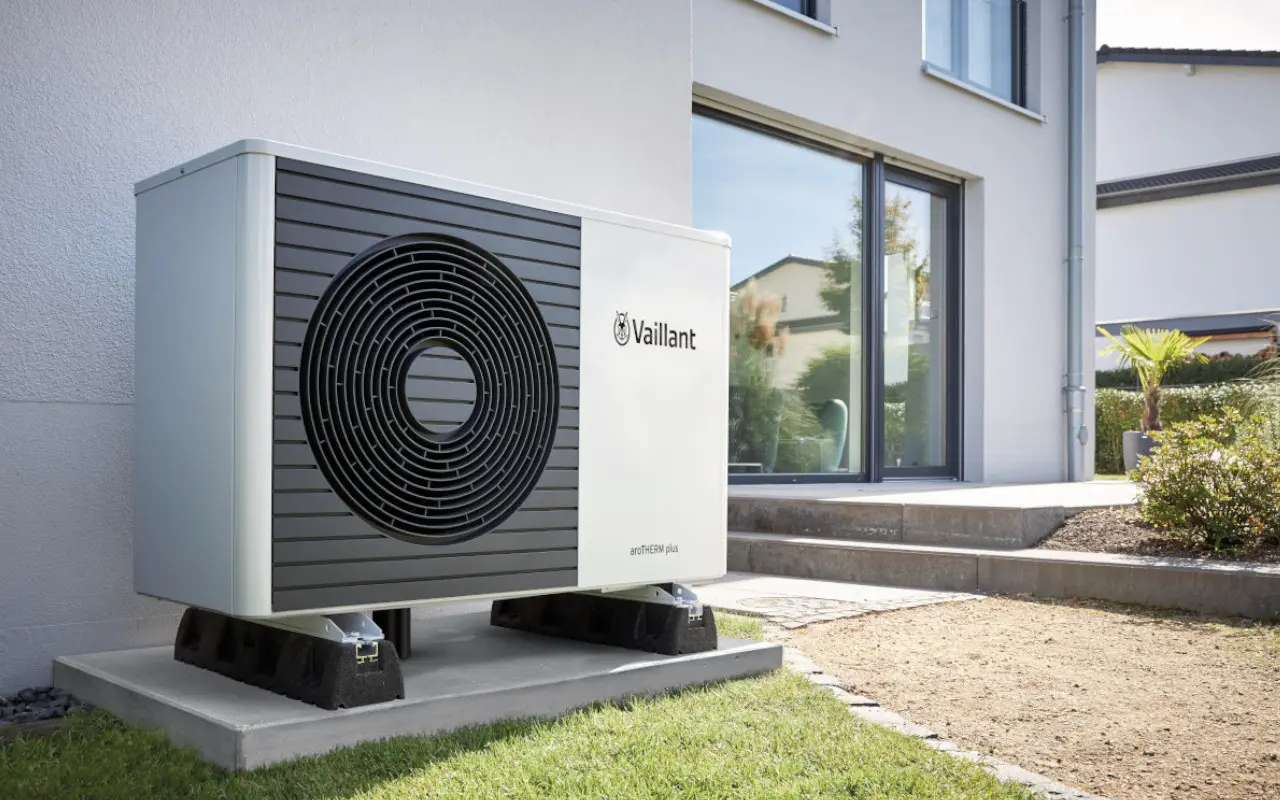 VAILLANT aroTHERM plus Luft/Wasser-Wärmepumpe