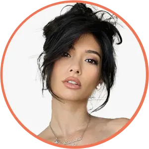 Porträt von Paola Maria, Content Creator und Mitglied der Jury des Plus X Award Cosmetics