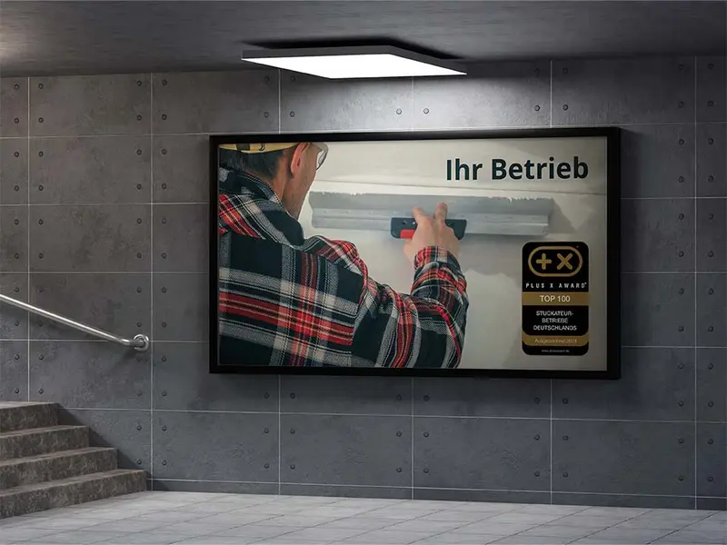Plakat mit dem Siegel „Top 100 Stuckateurbetriebe Deutschlands“