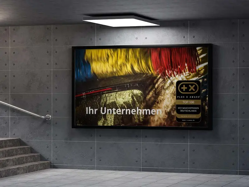 Plakat mit dem Siegel „Top 100 KFZ Waschstraßen Deutschlands“