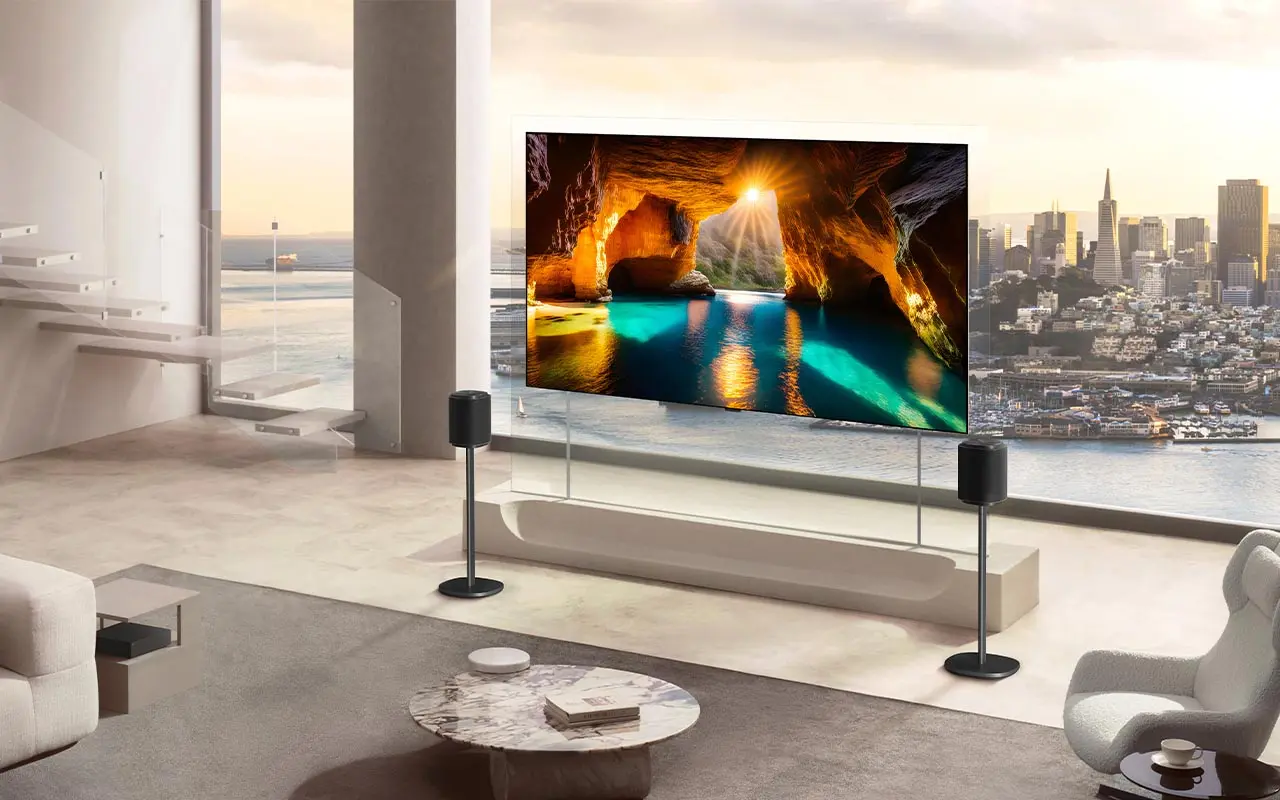 LG OLED evo W6 (Wallpaper TV)